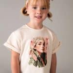 Short sleeve t-shirt with ribbon