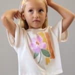 Short sleeve t-shirt with ribbon