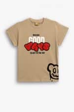 Short sleeve t-shirt