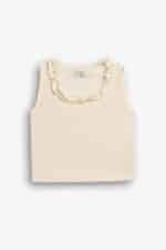 Sleeveless t-shirt
