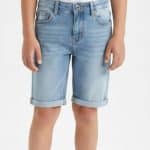 Short jeans