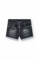 Short jeans