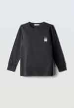 Long sleeve t-shirt