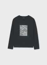 Long sleeve t-shirt