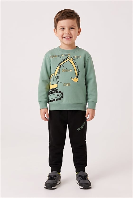 143826-LGHTGN.jpg Tracksuit - Image 1