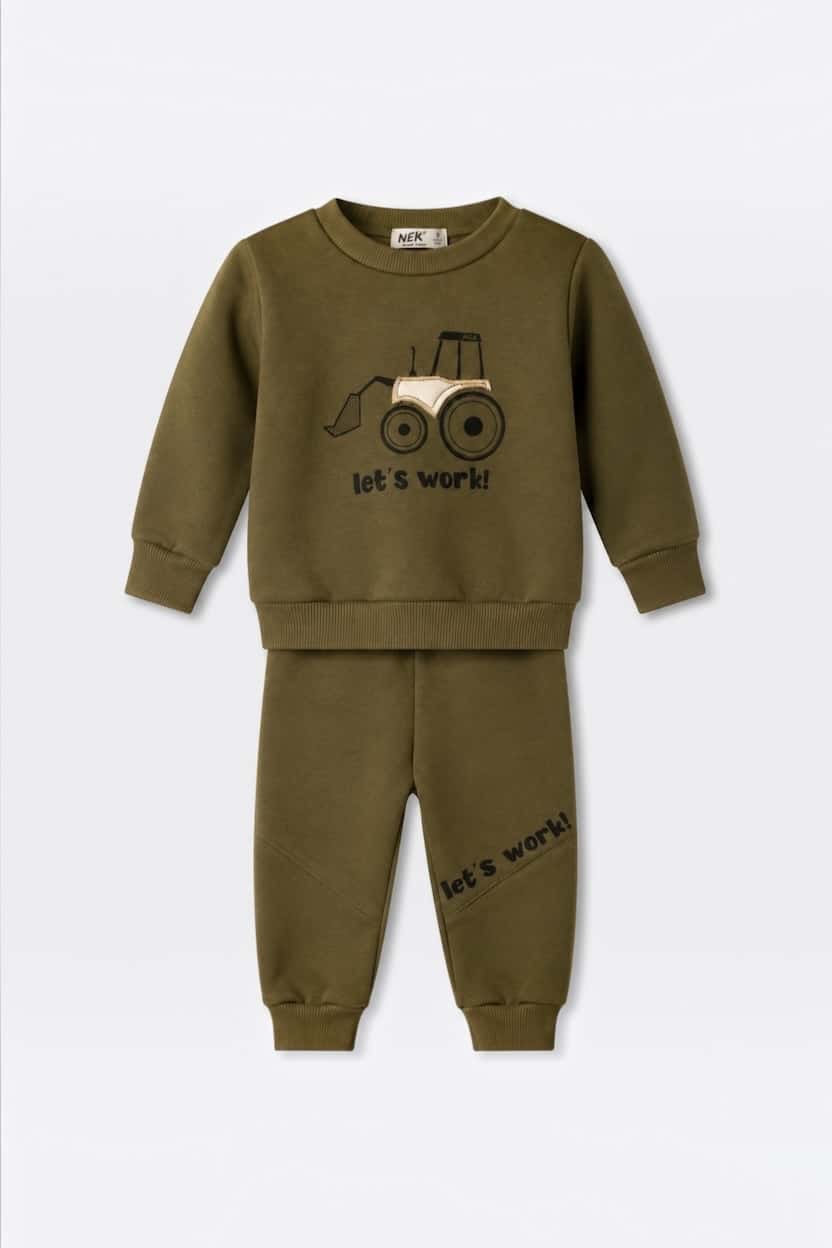 152626-GRN.jpg Tracksuit - Image 1