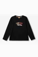 Long sleeve t-shirt