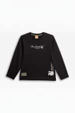 Long sleeve t-shirt
