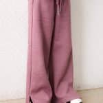 Wide sweatpants