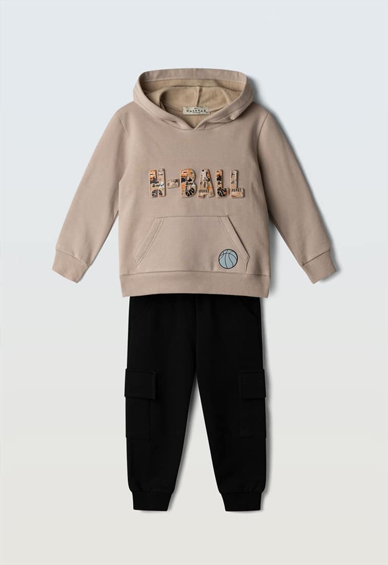267805-BEI.jpg Tracksuit - Image 1